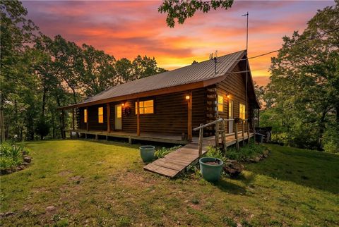 Photo of 3804 MC 6074, Flippin, AR 72634 (MLS # 1344101)