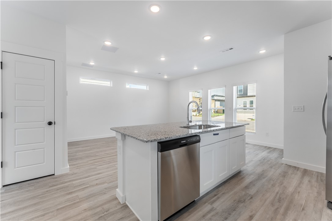 FEATHERSTON VILLAGE PH 2-CENTERTON - Residential