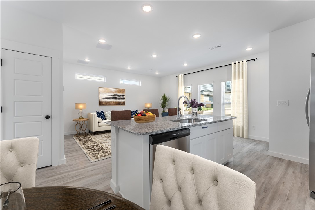 FEATHERSTON VILLAGE PH 2-CENTERTON - Residential