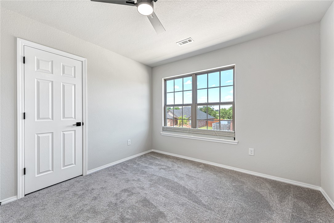 DIXIELAND CROSSING PH 3-ROGERS - Residential