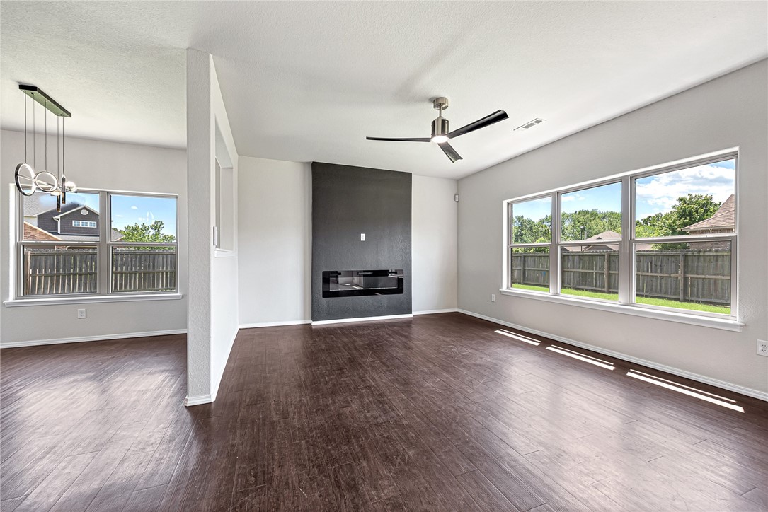 DIXIELAND CROSSING PH 3-ROGERS - Residential