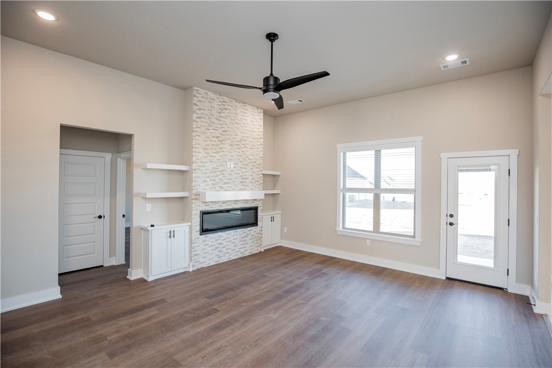 Walnut Grove Sub Ph Iii Bentonville - Residential