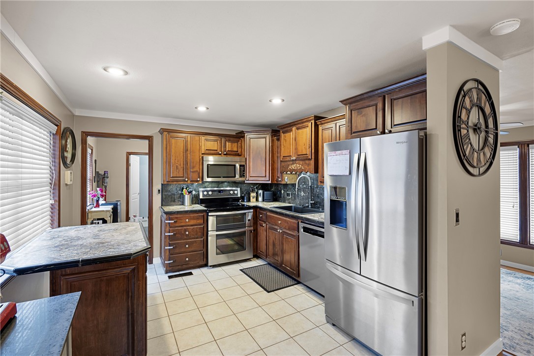 Hilltop Suburban - Residential