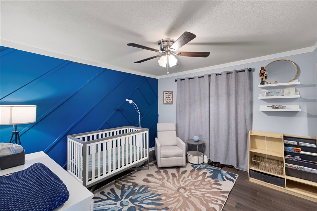 Hilltop Suburban - Residential