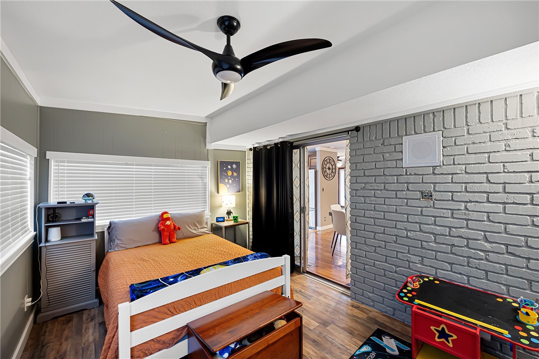 Hilltop Suburban - Residential