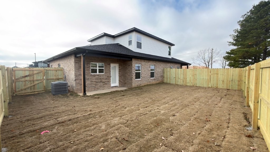 DAISY ROAD DUPLEXES-CENTERTON - Residential Lease