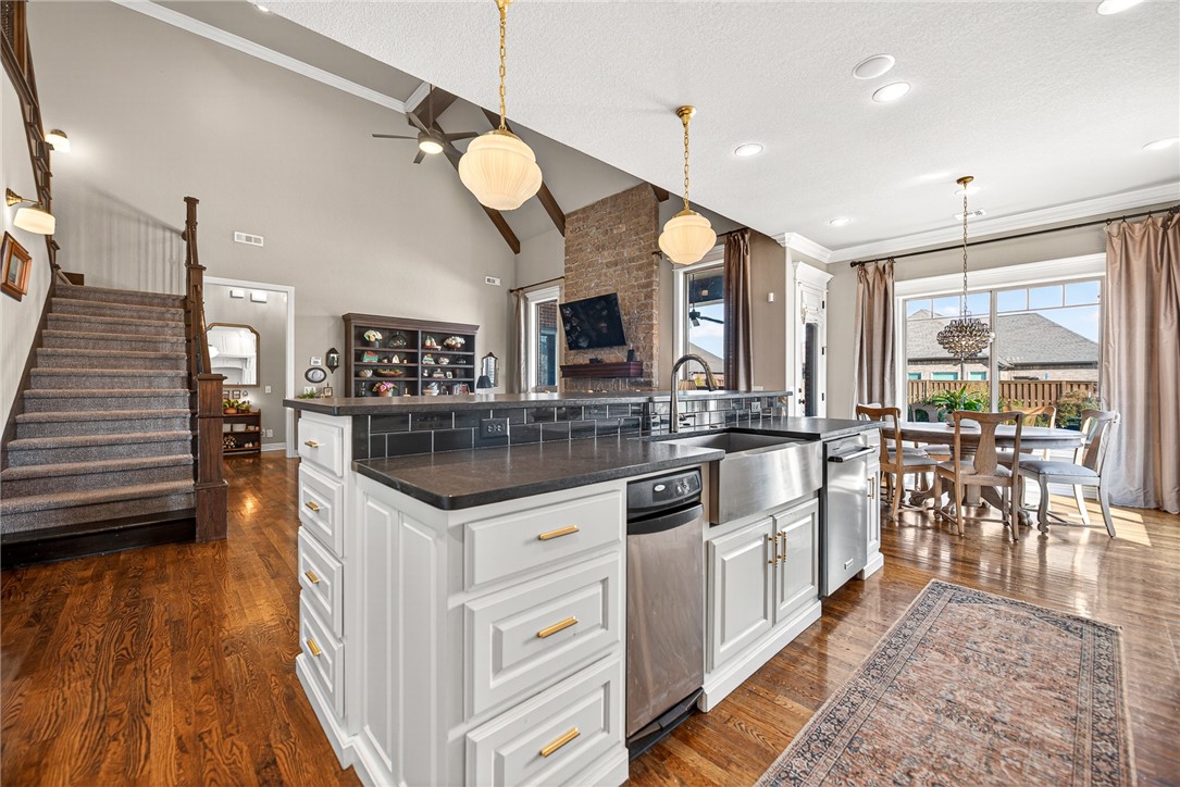 Oak Tree Centerton - Residential