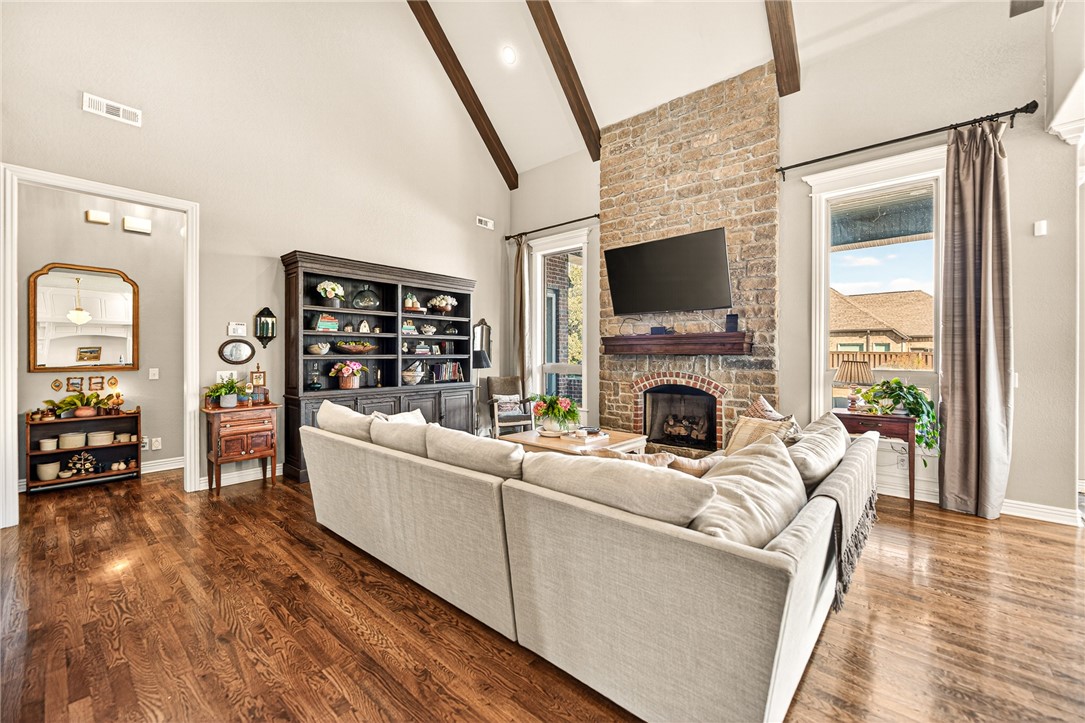 Oak Tree Centerton - Residential