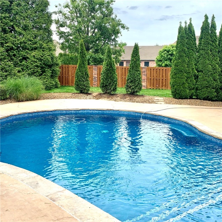 Pinnacle Sub Ph 4 Rogers - Residential