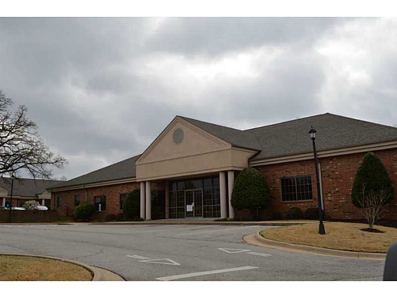 Great Property in outstanding location.