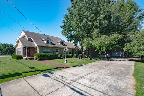 Photo of 3004 S Turner Street, Springdale, AR 72764 (MLS # 1330902)