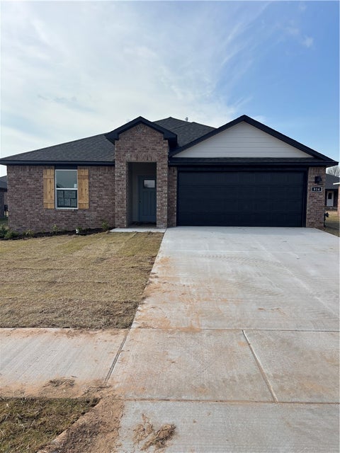 Photo of 814 Heeler Avenue, Lowell, AR 72745 (MLS # 1351848)