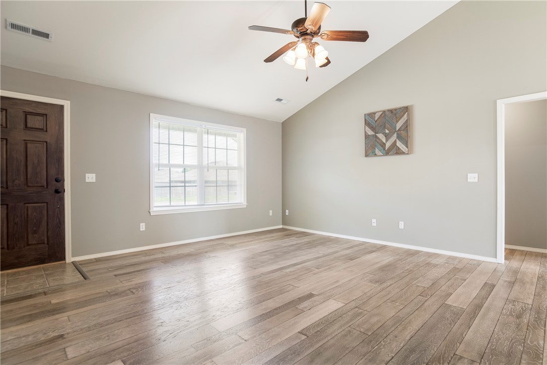 Maple Glenn Sub Pea Ridge - Residential Lease