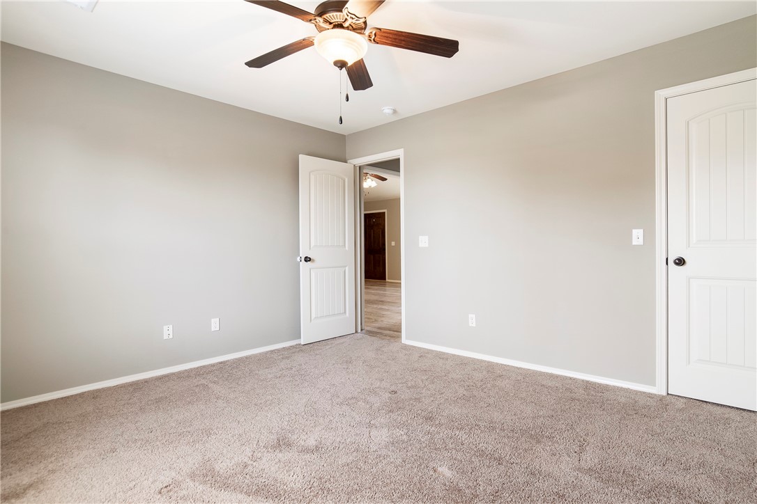 Maple Glenn Sub Pea Ridge - Residential Lease