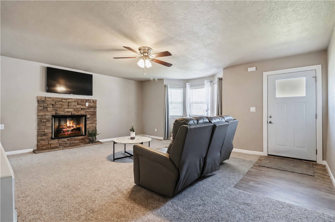 Rozars 1st Add Centerton - Residential