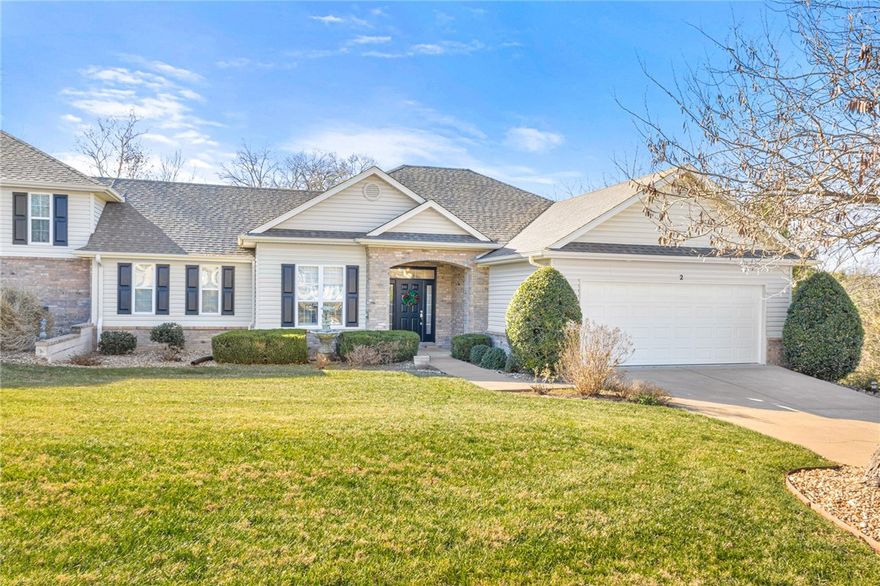 Live in a premier townhome subdivision in Bella Vista.  One of the most thriving communities in Northwest Arkansas.  Access to community pool, activity center, and walking trails.  This enlarged townhome offers 3 bedrooms, large living area, and flex-space for library or office. Private, covered, enclosed sunroom is perfect for enjoying entertaining friends and family.  Plenty of storage space.  Washer/dryer, kitchen refrigerator, custom window blinds, office furniture, patio furniture, gas grill, garage storage, and garage refrigerator convey. Proximity to Bella Vista amenities, including golf course, pickle ball, indoor/outdoor pools, fitness centers, tennis, mountain bike trails, and so much more! Don't miss your opportunity to own this one!