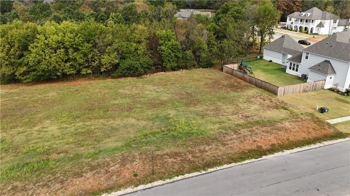 3445 N Sweet Caddo Hill