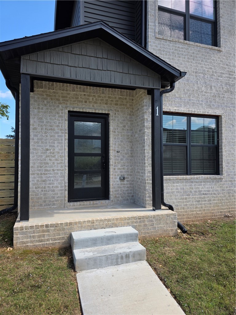 Fayetteville Outlots - Residential Lease