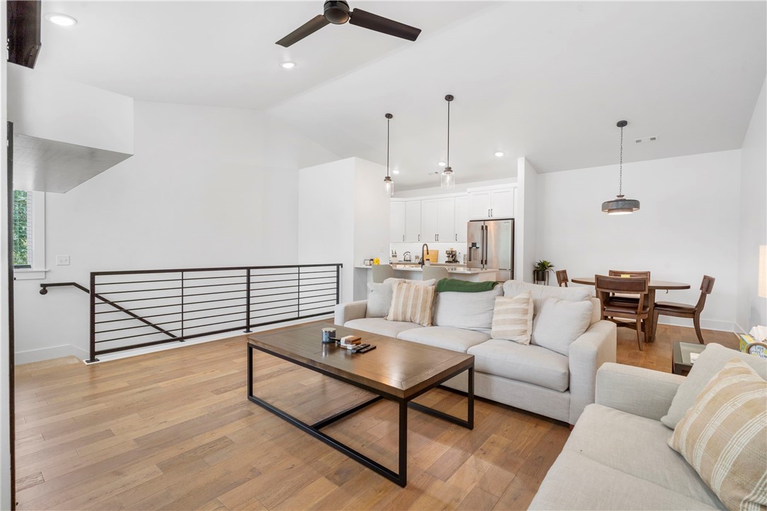 Pubside Horizontal Prop Regime - Residential