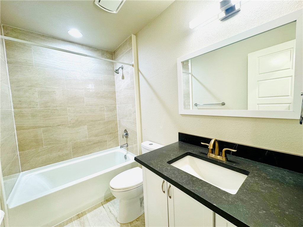 Rolling Oaks - Residential