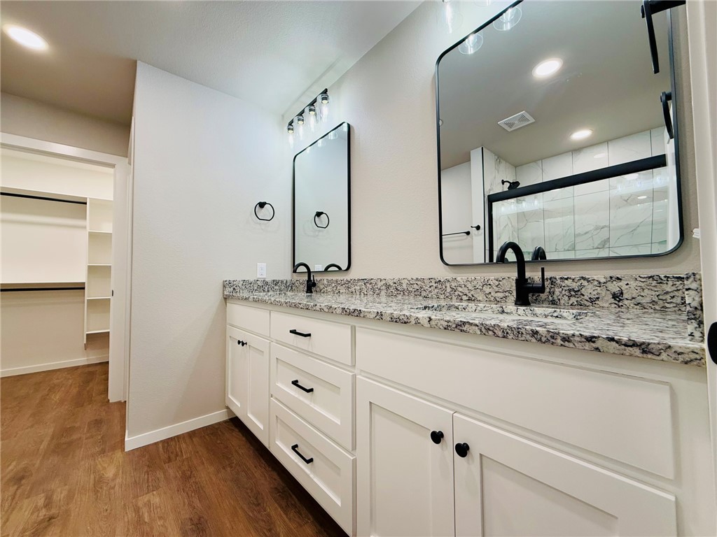 Sherwood Forest Bentonville - Residential Lease