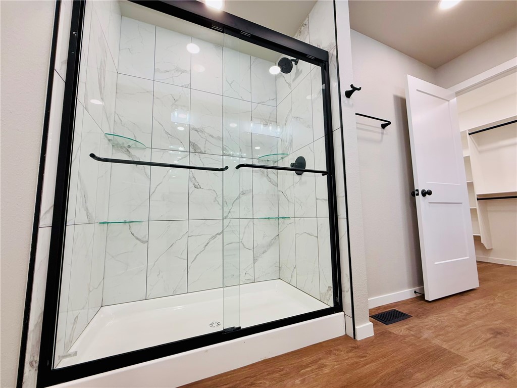 Sherwood Forest Bentonville - Residential Lease