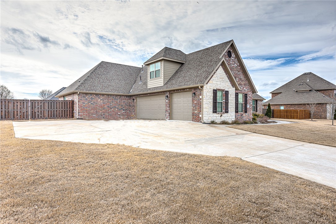 Elmdale Lake Estates - Residential