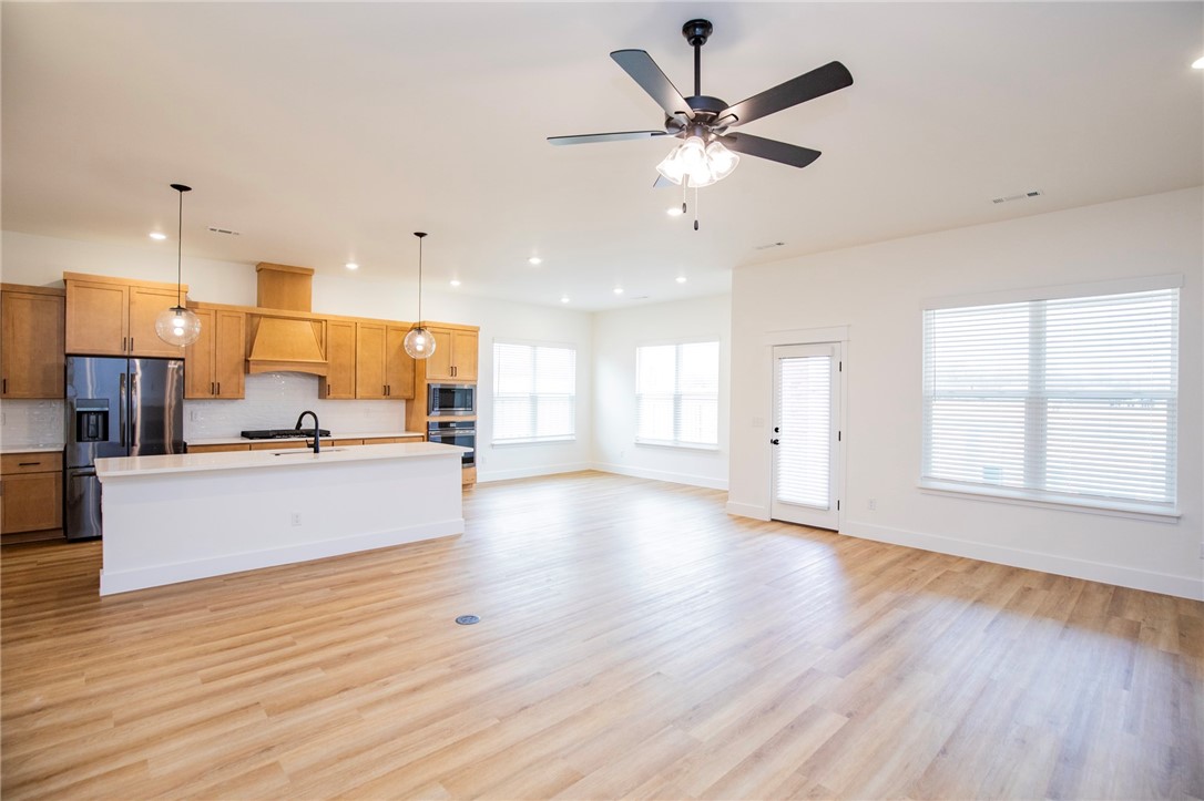 Deere Creek - Residential Lease