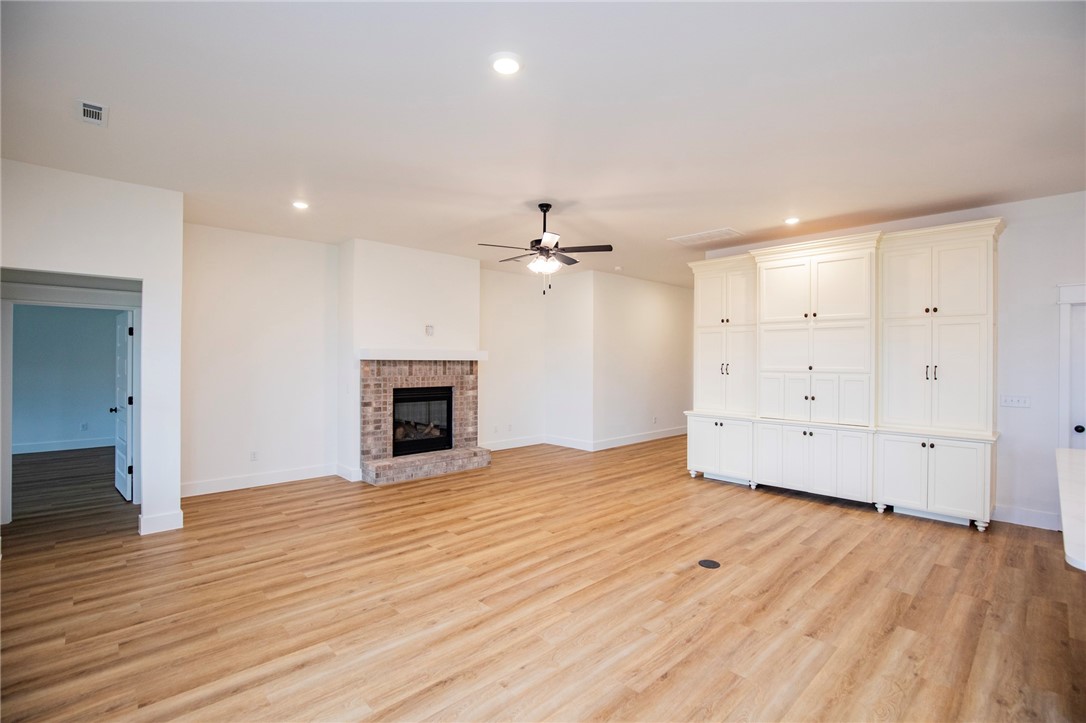 Deere Creek - Residential Lease