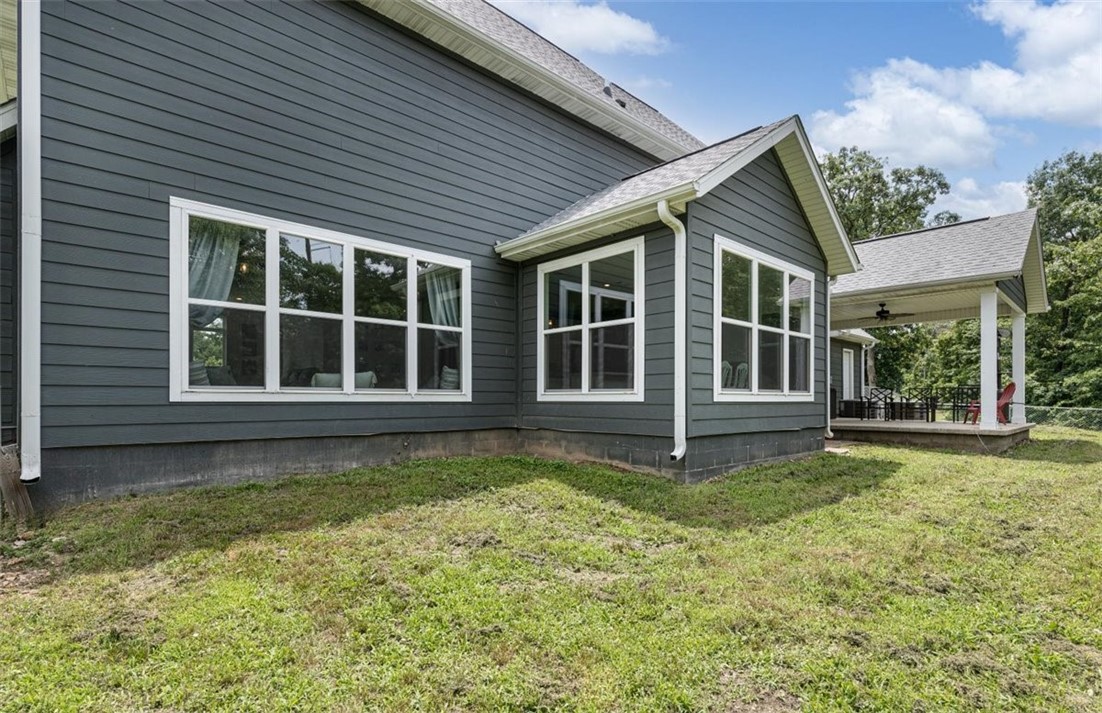 08-19-32-RURAL - Residential