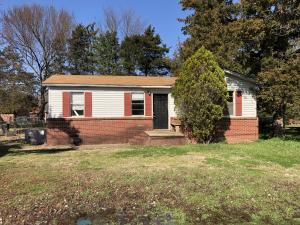 Investor Special. Perfect for Tech Students. 2 bedroom/1 bath. Needs some repairs, Call Today!