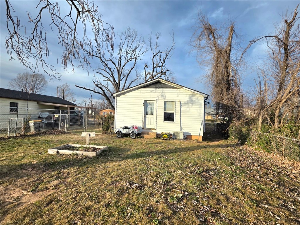 MISTLETOE ADD-ROGERS - Residential