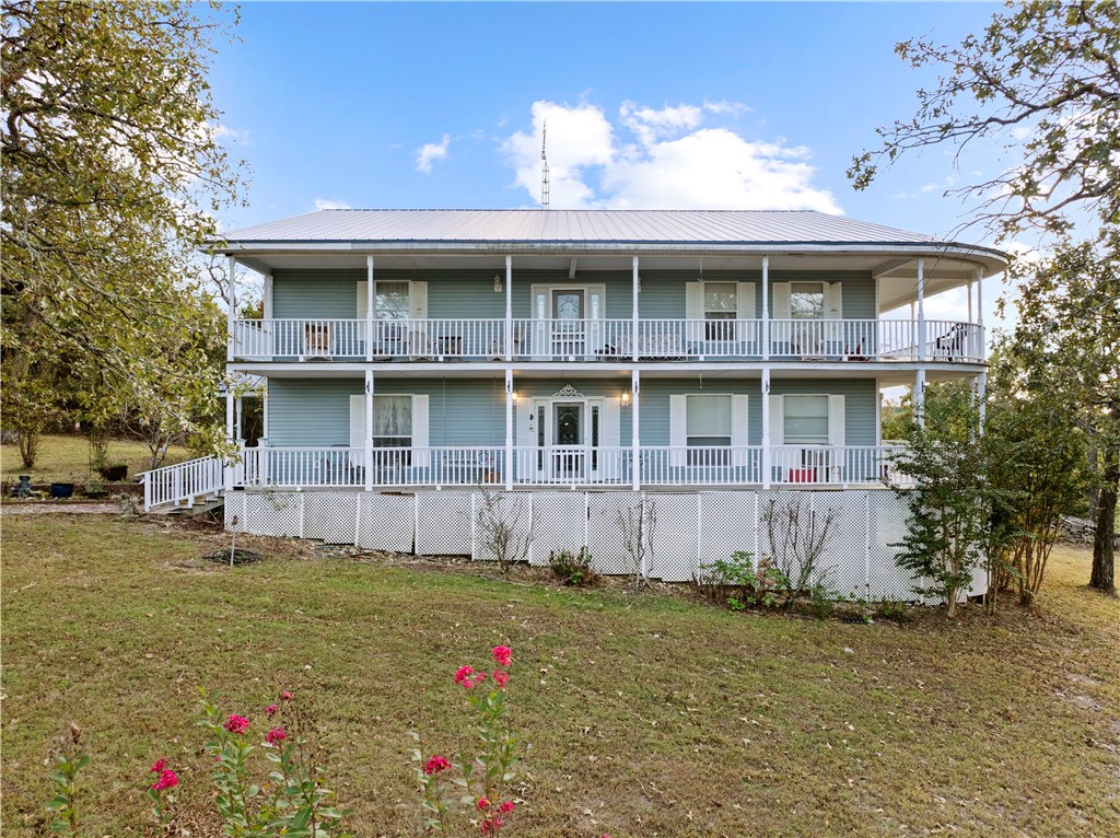 Woods Cove - Residential