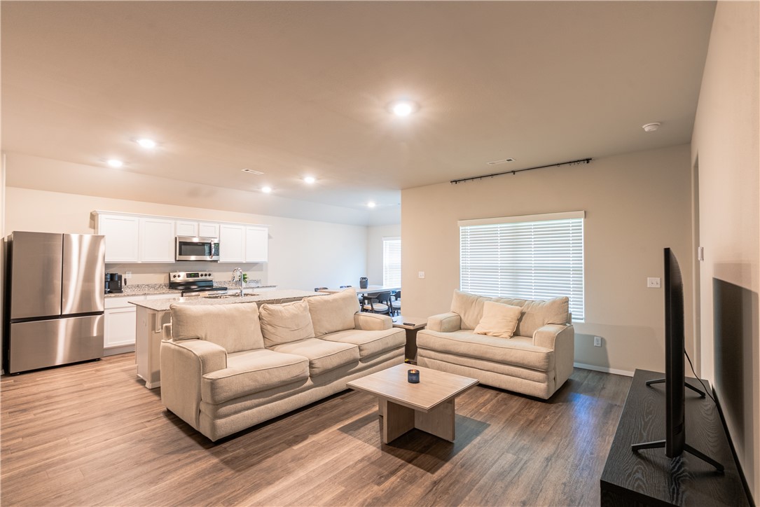 WILLOW CREEK PH 1-ROGERS - Residential