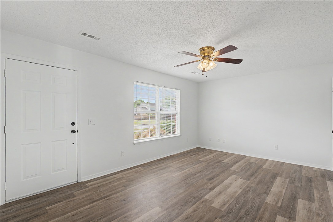 Carriage Square Sub Bentonville - Residential