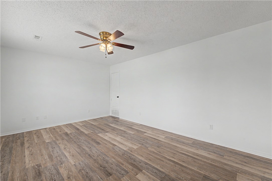 Carriage Square Sub Bentonville - Residential