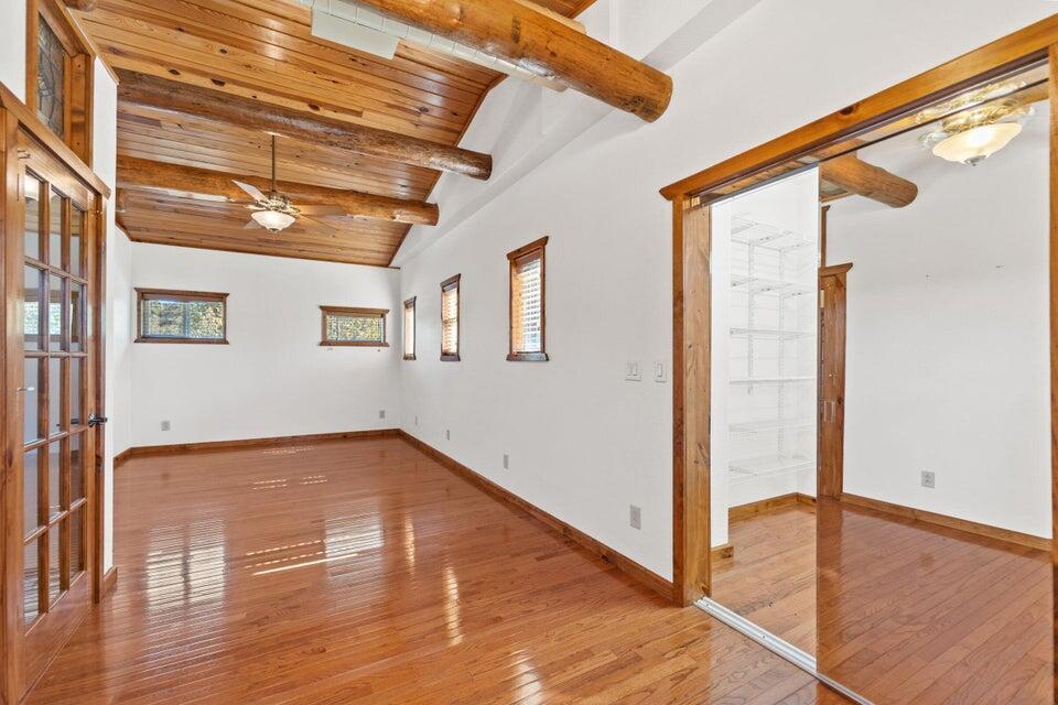 Fox Run - Residential