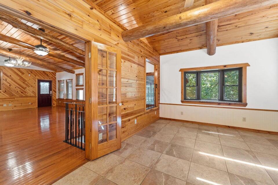 Fox Run - Residential