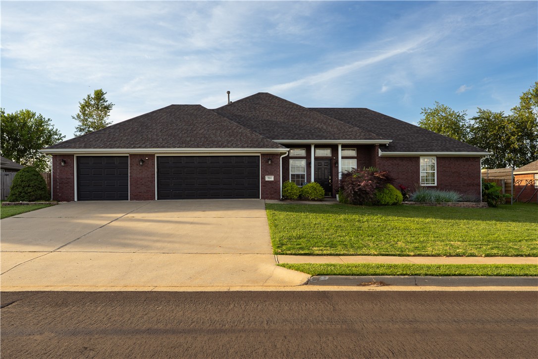 Located in the heart of Northwest Arkansas, this 3 bedroom, 2 bath home offers an open floor plan and a backyard built for entertaining. Enjoy a spacious layout with seamless flow, perfect for everyday living. Step outside to your private oasis featuring a sparkling pool, tiki bar, pergola, and storage shed. Whether you're hosting guests or relaxing under the stars, this home delivers comfort, fun, and convenience in one perfect package.