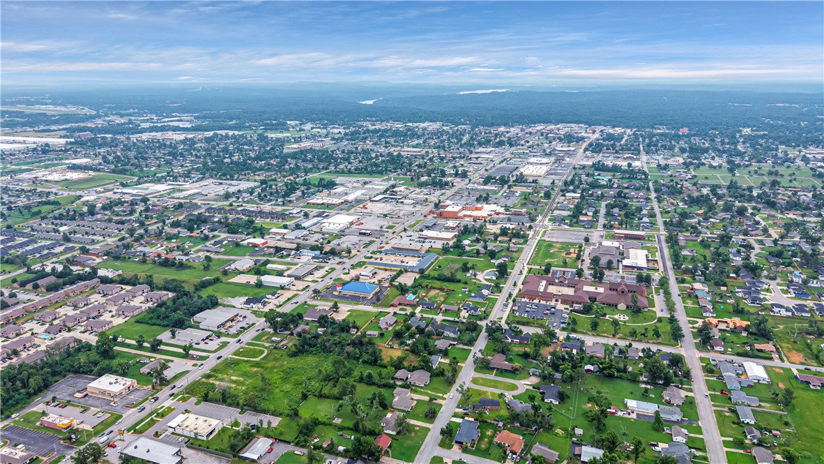 Mitchell Place Rogers - Residential