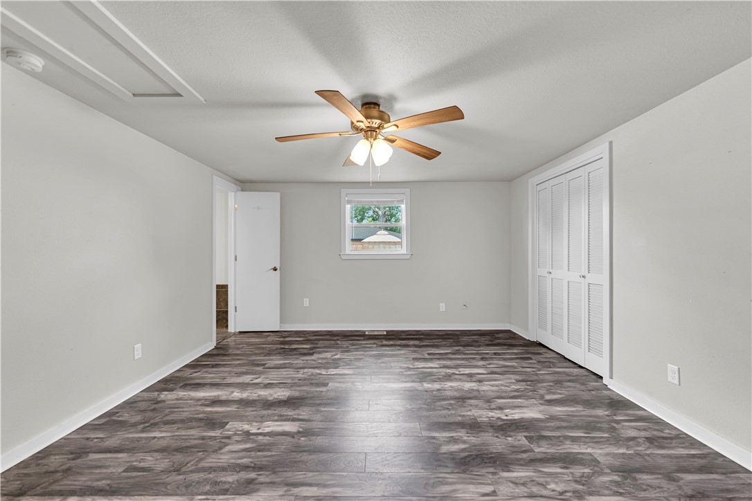Mitchell Place Rogers - Residential