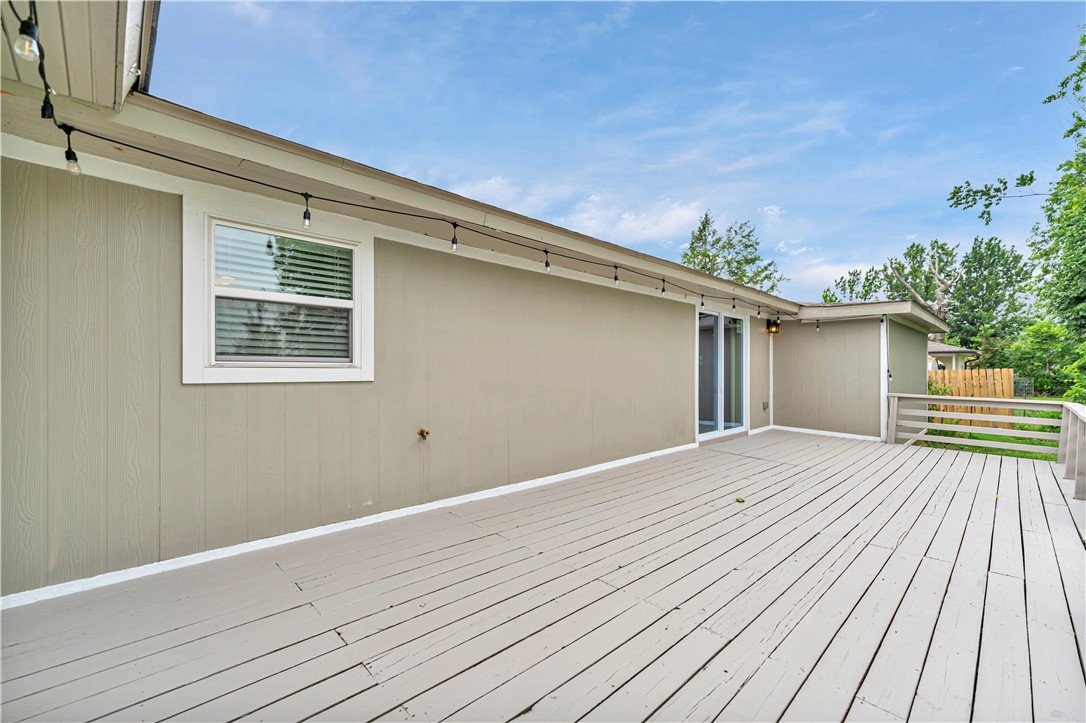 Mitchell Place Rogers - Residential