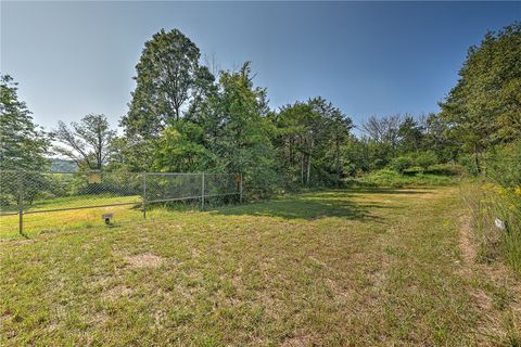 Single Family Residence in Berryville AR 3124 HWY 21 N 50.jpg