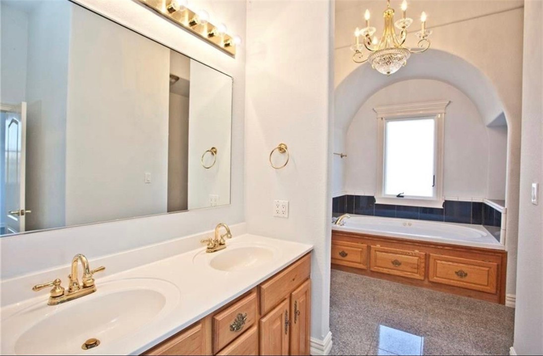 Palisades - Residential Lease