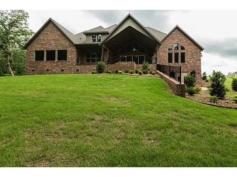 Oak Tree - Residential