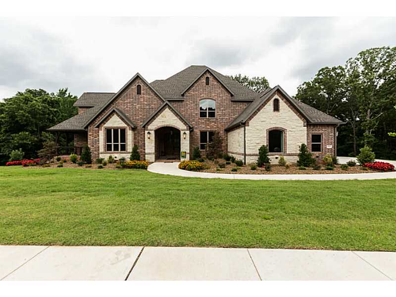 Oak Tree - Residential