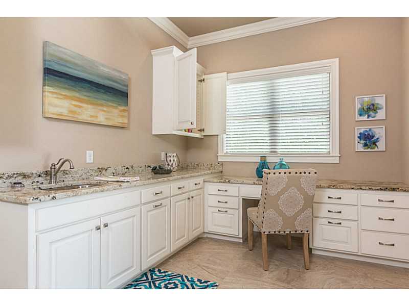 Oak Tree - Residential