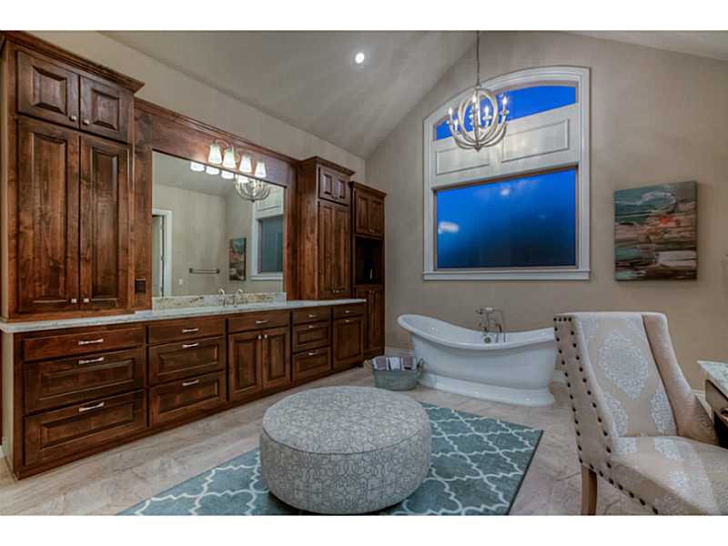 Oak Tree - Residential