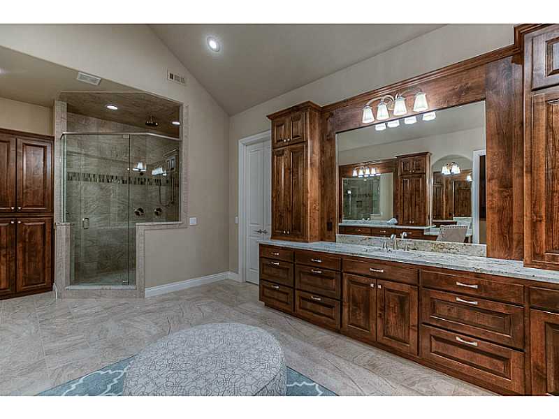 Oak Tree - Residential