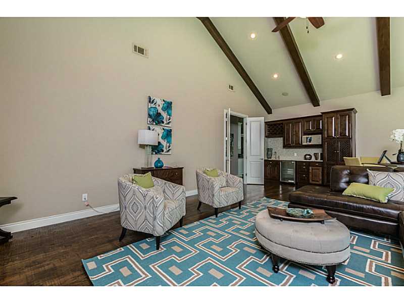 Oak Tree - Residential